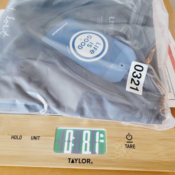 Life Is Good Shirt Womens XL Gray Crusher Tee Get Lost Get Found Book Reading - Picture 9 of 9